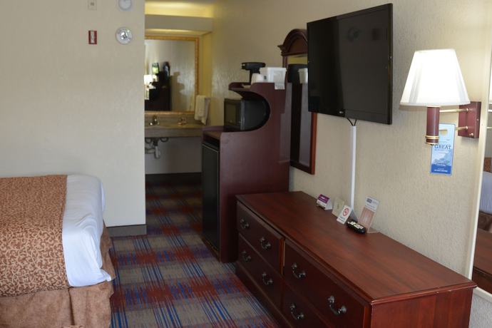 Imagen de la habitación del Hotel Travelodge By Wyndham Montgomery East. Foto 13