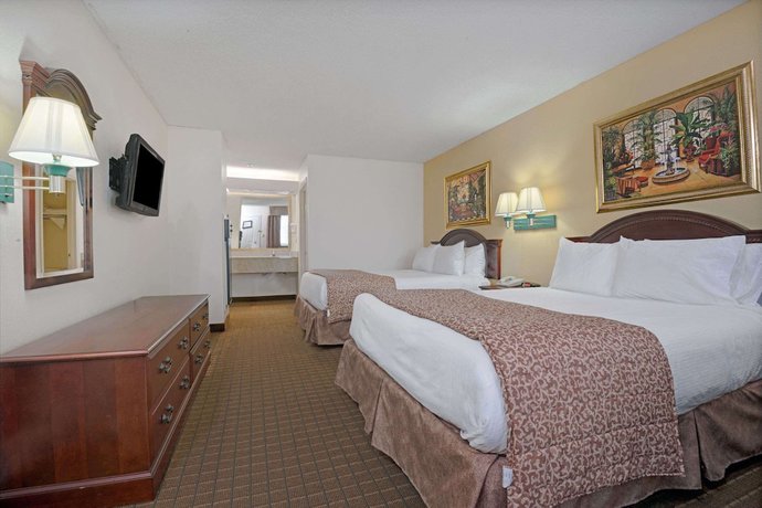 Imagen de la habitación del Hotel Travelodge By Wyndham Montgomery East. Foto 16