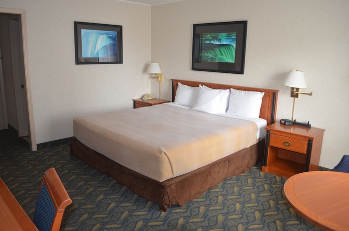 Imagen de la habitación del Hotel Travelodge By Wyndham Niagara Falls At The Falls. Foto 4