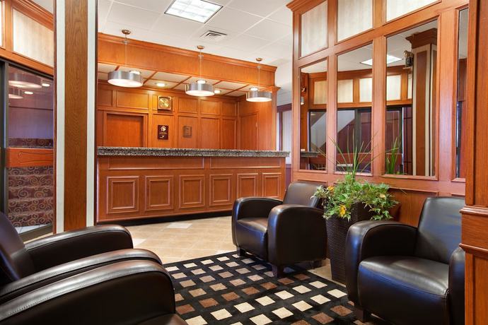 Imagen de los interiores del Hotel Travelodge By Wyndham North Battleford. Foto 20