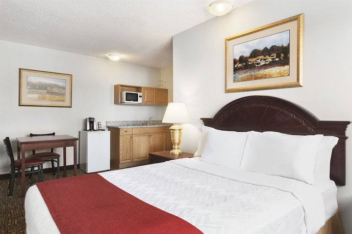 Imagen de la habitación del Hotel Travelodge By Wyndham North Battleford. Foto 18