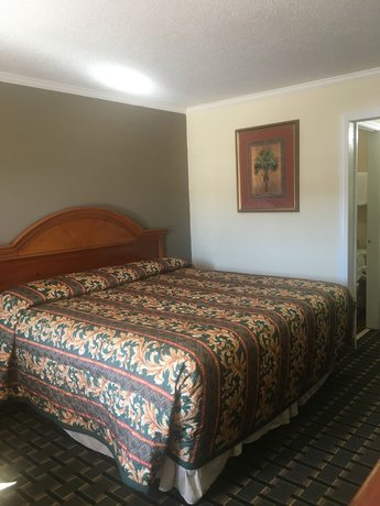 Imagen de la habitación del Hotel Travelodge By Wyndham Orangeburg. Foto 3