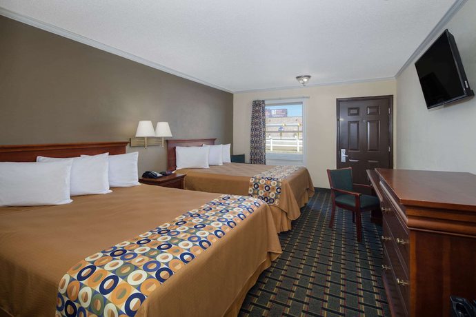 Imagen de la habitación del Hotel Travelodge By Wyndham Orangeburg. Foto 11