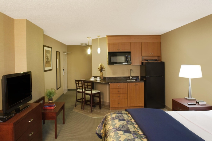 Imagen general del Hotel Travelodge By Wyndham Oshawa Whitby. Foto 1