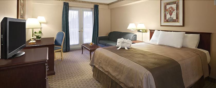 Imagen de la habitación del Hotel Travelodge By Wyndham Ottawa West. Foto 6