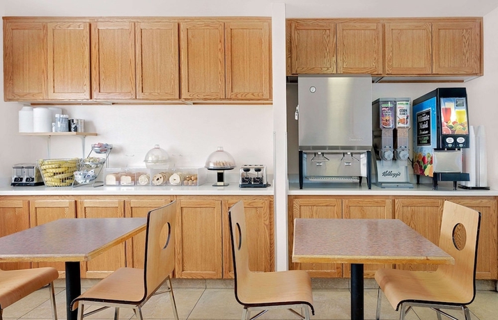 Imagen del bar/restaurante del Hotel Travelodge By Wyndham Page. Foto 3