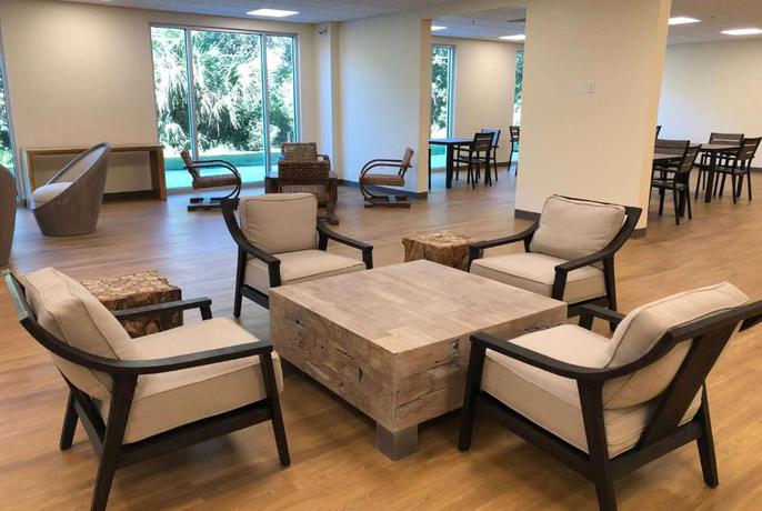 Imagen de los interiores del Hotel Travelodge By Wyndham Panama City Beach / Beachfront. Foto 9