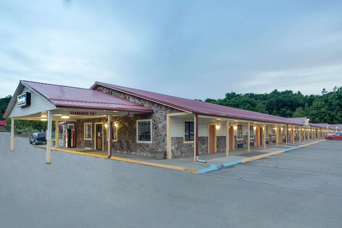 Imagen general del Hotel Travelodge By Wyndham Parkersburg. Foto 2