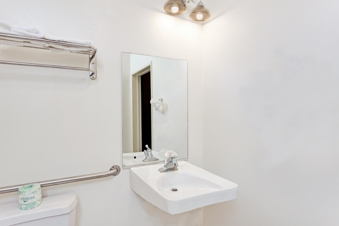 Imagen de la habitación del Hotel Travelodge By Wyndham Pasadena Central. Foto 5
