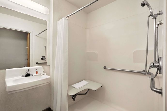 Imagen de la habitación del Hotel Travelodge By Wyndham Pecos. Foto 6