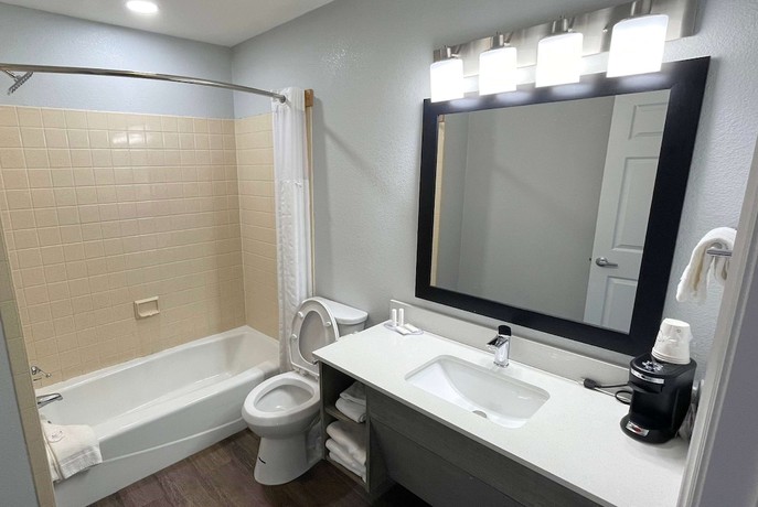 Imagen de la habitación del Hotel Travelodge By Wyndham Pigeon Forge Dollywood Lane. Foto 13