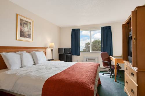 Imagen de la habitación del Hotel Travelodge By Wyndham Port Of Tacoma Wa. Foto 5