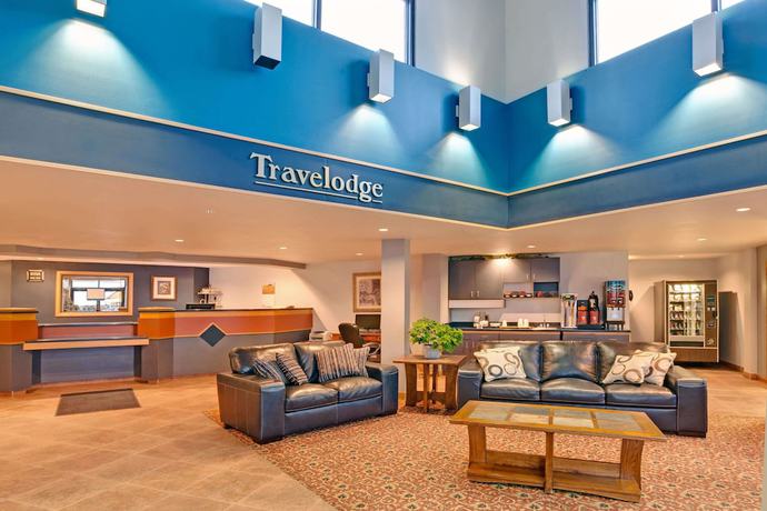 Imagen de los interiores del Hotel Travelodge By Wyndham Rapid City. Foto 10