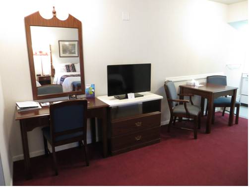 Imagen de la habitación del Hotel Travelodge By Wyndham Redding Ca. Foto 9