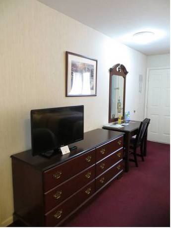 Imagen de la habitación del Hotel Travelodge By Wyndham Redding Ca. Foto 12