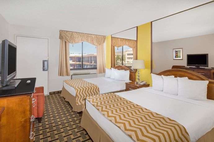 Imagen de la habitación del Hotel Travelodge By Wyndham Reno Downtown. Foto 6