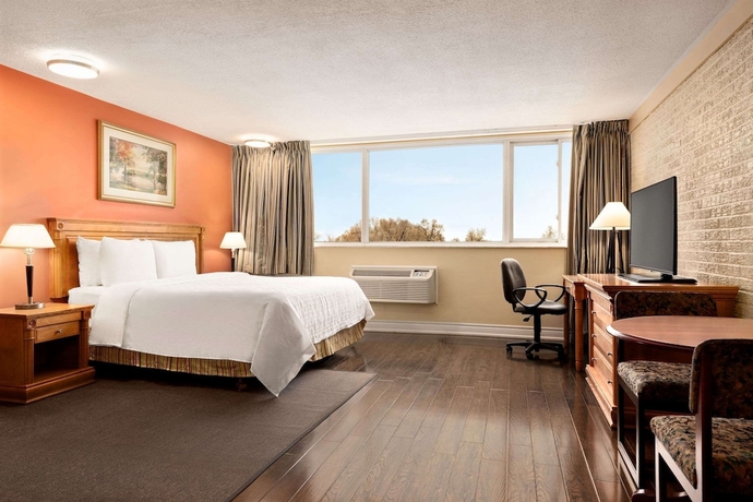Imagen de la habitación del Hotel Travelodge By Wyndham Richmond Hill. Foto 9