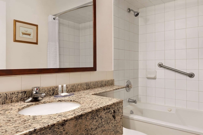 Imagen de la habitación del Hotel Travelodge By Wyndham Richmond Hill. Foto 14