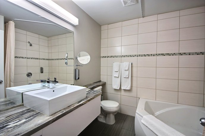 Imagen de la habitación del Hotel Travelodge By Wyndham Roberval. Foto 12