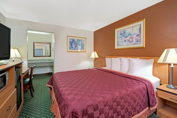 Imagen de la habitación del Hotel Travelodge By Wyndham Sacramento / Rancho Cordova. Foto 5