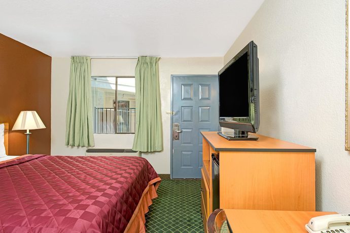 Imagen de la habitación del Hotel Travelodge By Wyndham Sacramento / Rancho Cordova. Foto 6