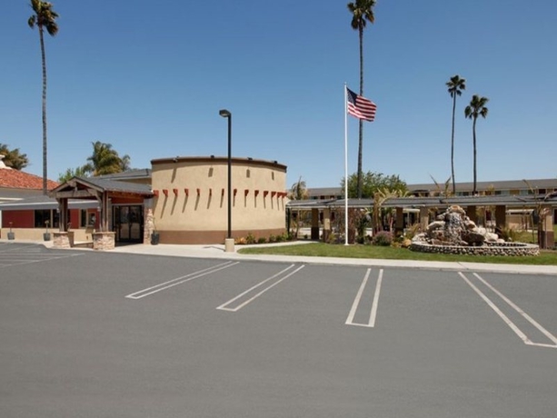 Imagen general del Hotel Travelodge By Wyndham Santa Maria. Foto 2