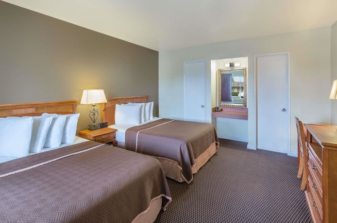 Imagen de la habitación del Hotel Travelodge By Wyndham Santa Rosa Wine Country. Foto 6