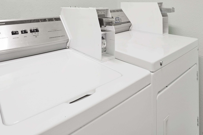 Imagen de los interiores del Hotel Travelodge By Wyndham Seattle North Of Downtown. Foto 12