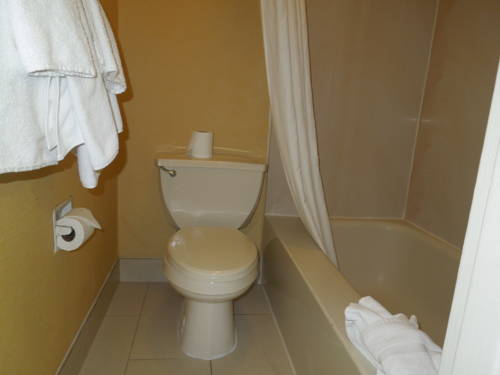 Imagen de la habitación del Hotel Travelodge By Wyndham Silver Spring. Foto 10