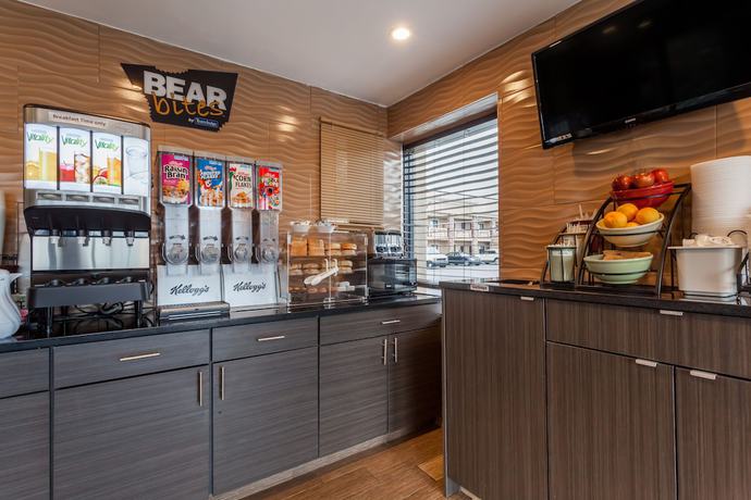 Imagen del bar/restaurante del Hotel Travelodge By Wyndham South Hackensack. Foto 2