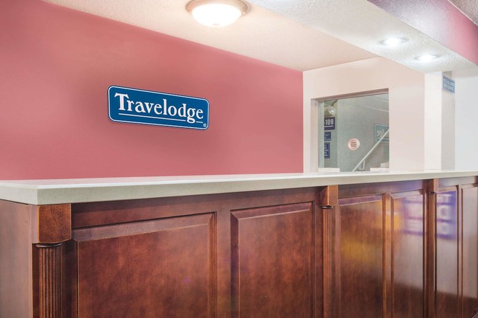 Imagen de los interiores del Hotel Travelodge By Wyndham Terre Haute. Foto 8