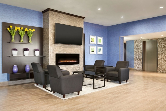 Imagen de los interiores del Hotel Travelodge By Wyndham Toronto East. Foto 15