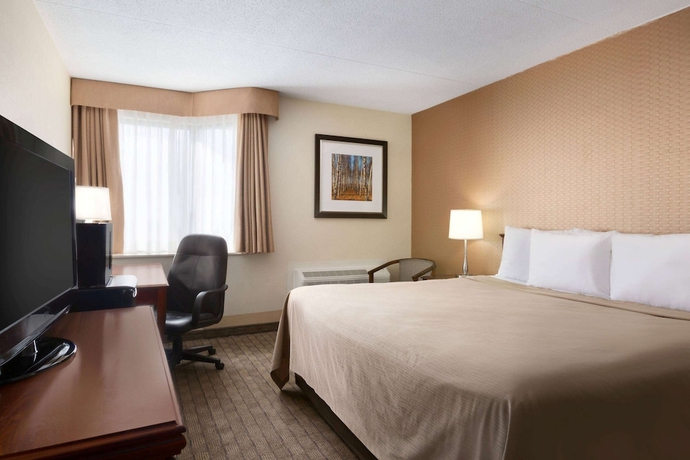 Imagen de la habitación del Hotel Travelodge By Wyndham Toronto East. Foto 12