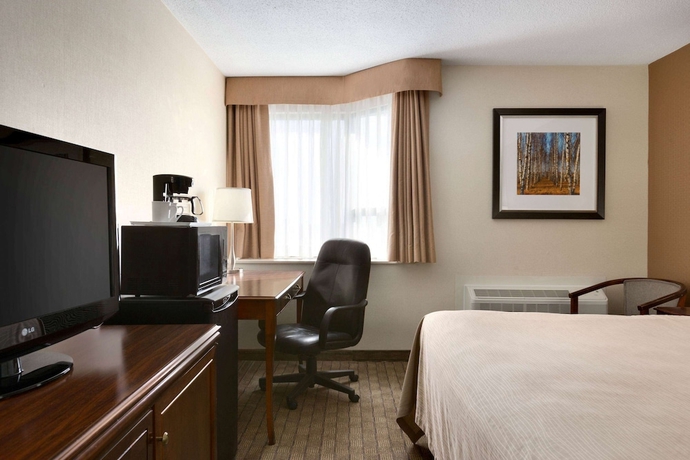 Imagen de la habitación del Hotel Travelodge By Wyndham Toronto East. Foto 13