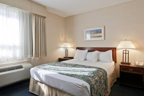 Imagen de la habitación del Hotel Travelodge By Wyndham Trenton. Foto 13