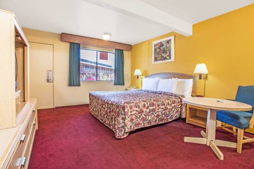 Imagen de la habitación del Hotel Travelodge By Wyndham Turlock. Foto 4