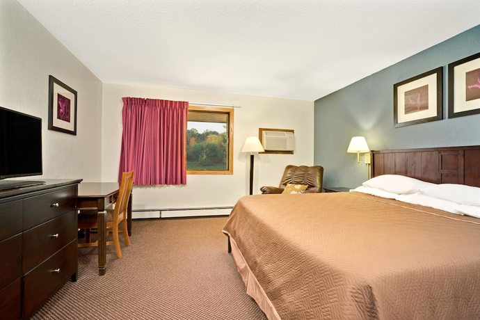 Imagen de la habitación del Hotel Travelodge By Wyndham Valleyfair Shakopee. Foto 7