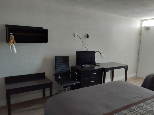 Imagen de la habitación del Hotel Travelodge By Wyndham Virginia Beach Bay Beach. Foto 9