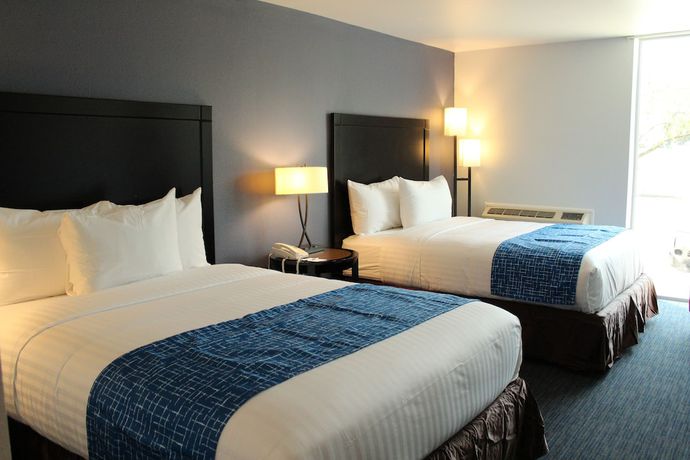 Imagen de la habitación del Hotel Travelodge By Wyndham Water&rsquo;s Edge - Racine. Foto 4