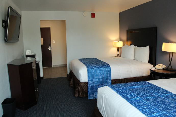 Imagen de la habitación del Hotel Travelodge By Wyndham Water&rsquo;s Edge - Racine. Foto 5