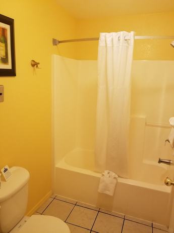 Imagen de la habitación del Hotel Travelodge By Wyndham Wenatchee. Foto 4