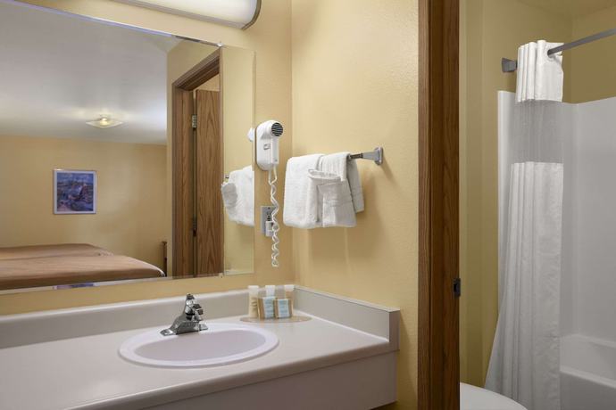 Imagen de la habitación del Hotel Travelodge By Wyndham Wenatchee. Foto 9