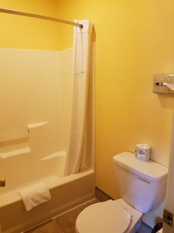 Imagen de la habitación del Hotel Travelodge By Wyndham Wenatchee. Foto 18