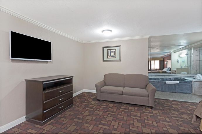 Imagen de la habitación del Hotel Travelodge By Wyndham Whittier. Foto 6