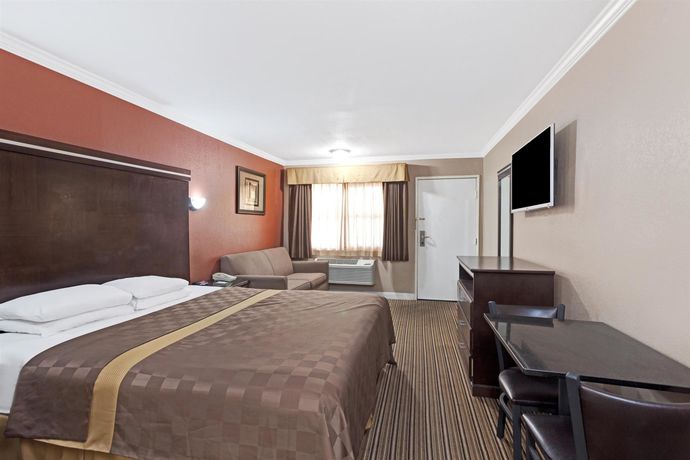 Imagen de la habitación del Hotel Travelodge By Wyndham Whittier. Foto 9