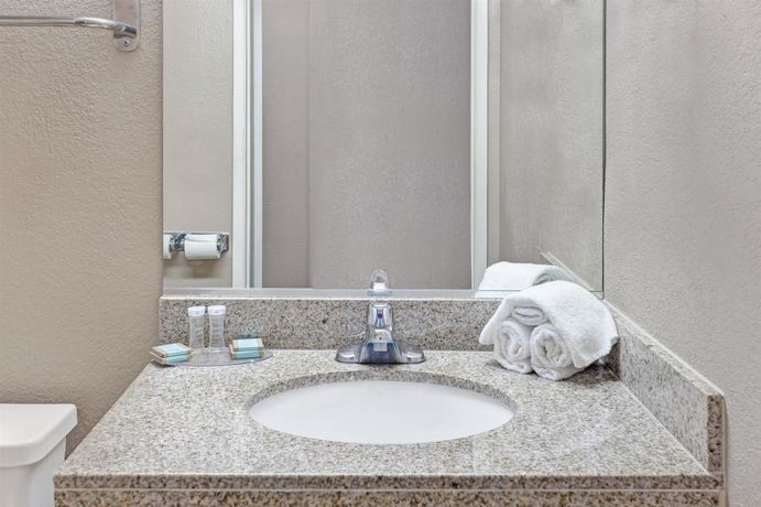 Imagen de la habitación del Hotel Travelodge By Wyndham Whittier. Foto 14