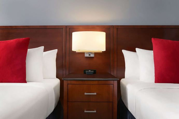 Imagen de la habitación del Hotel Travelodge By Wyndham and Convention Centre Quebec City. Foto 4