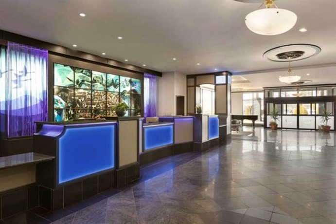 Imagen de los interiores del Hotel Travelodge By Wyndham and Convention Centre Quebec City. Foto 20