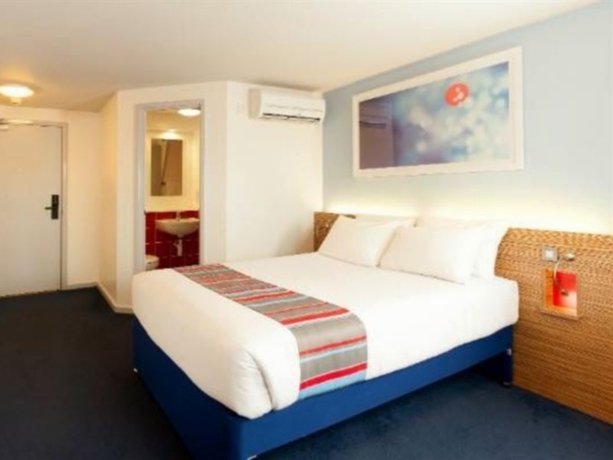 Imagen general del Hotel Travelodge Cardiff Atlantic Wharf. Foto 2