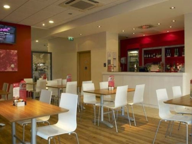 Imagen general del Hotel Travelodge Cardiff Atlantic Wharf. Foto 3